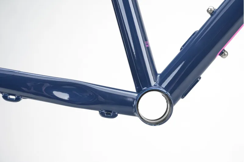 2025 Genesis Croix De Fer 725 Frameset in Blue-3