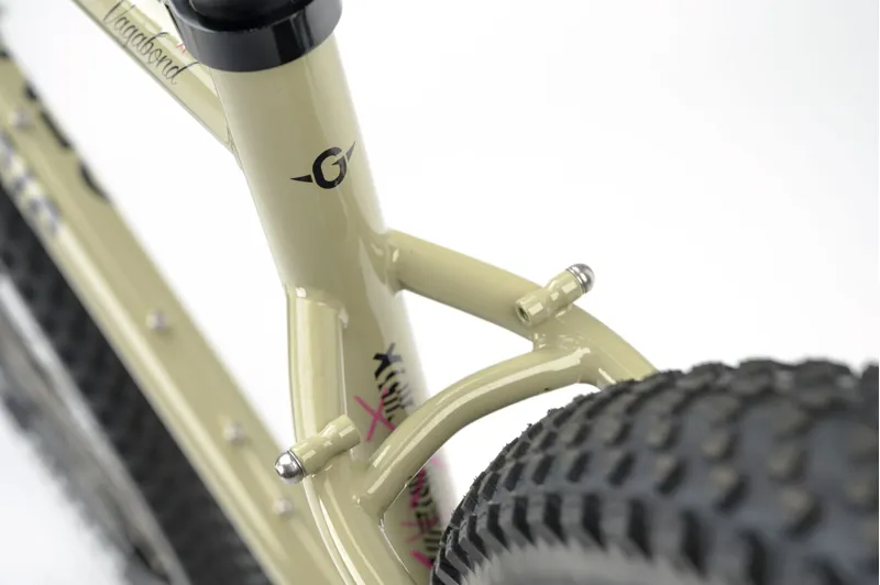 2025 Genesis Vagabond 10 Gravel Bike in White-11