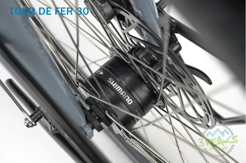 2025 Genesis Tour De Fer 30 Touring Bike in Grey-7