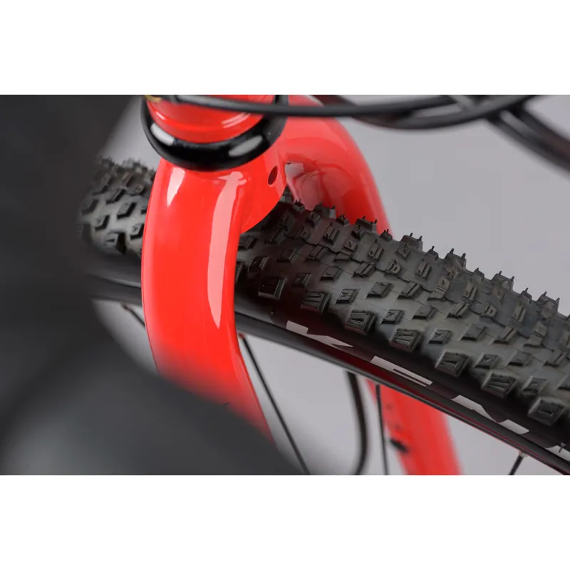 2023 Genesis Croix De Fer 20 Gravel Bike in Red-5