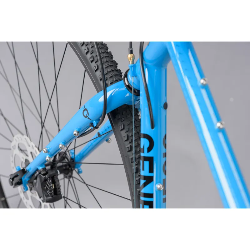 2023 Genesis Croix De Fer 40 Steel Gravel Bike in Blue-12