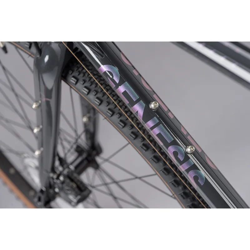 2023 Genesis Croix De Fer 50 Gravel Bike in Black-8