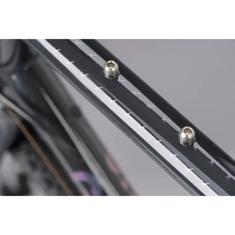 2023 Genesis Croix De Fer 50 Gravel Bike in Black-7