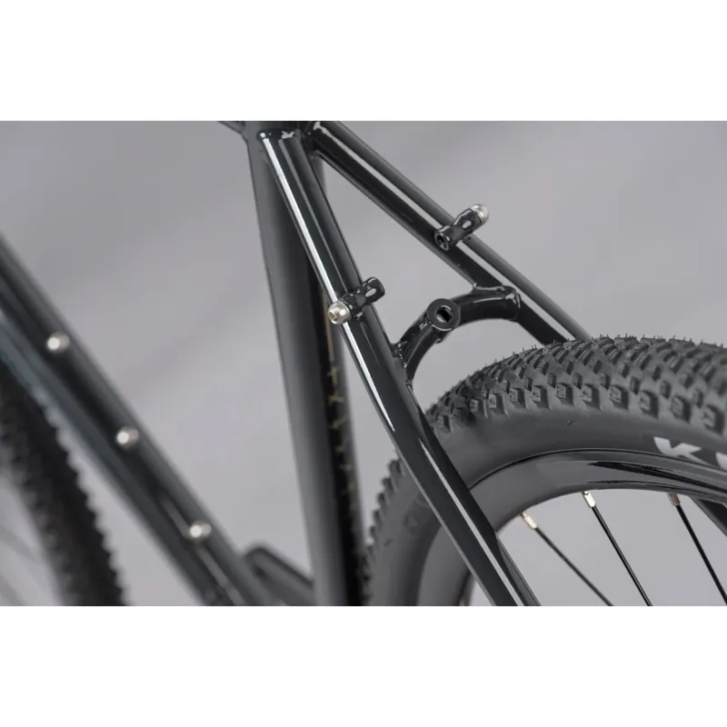 2023 Genesis Croix De Fer 10 Gravel Bike in Black-11