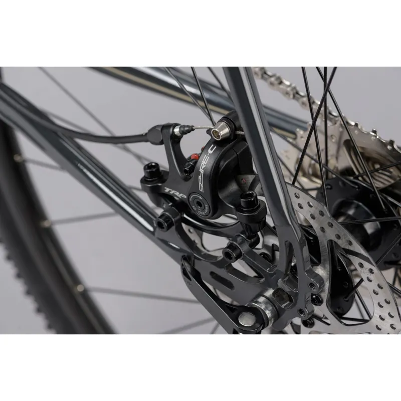 2023 Genesis Croix De Fer 10 Gravel Bike in Black-12