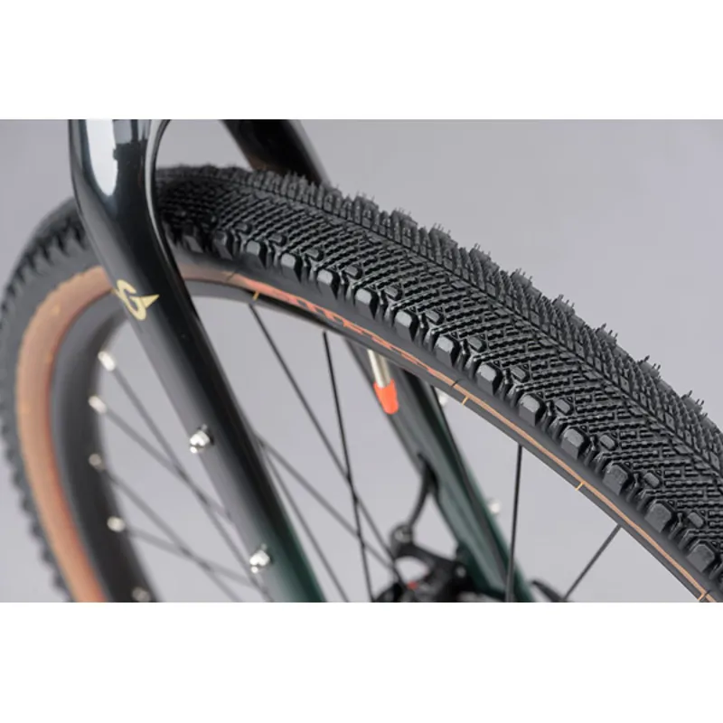2022 Genesis Fugio 10 Aluminium Gravel Bike in Green-5