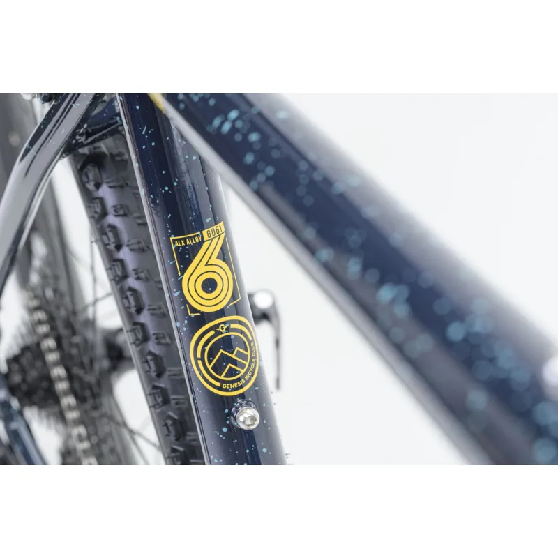 2023 Genesis Fugio 30 Aluminium Gravel Bike in Blue-5