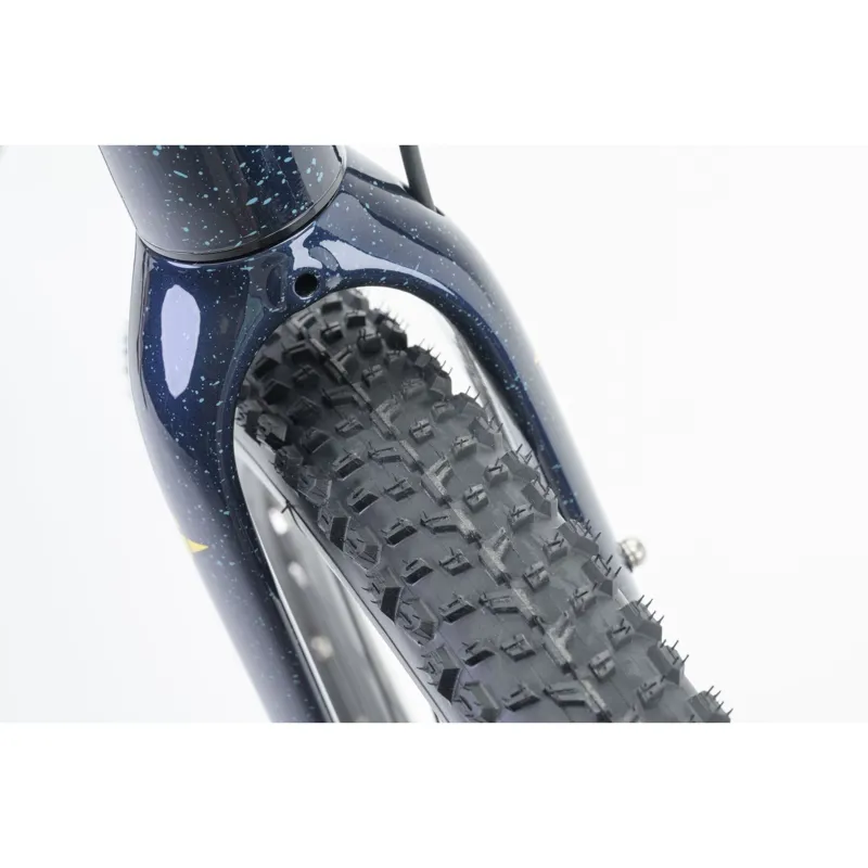 2023 Genesis Fugio 30 Aluminium Gravel Bike in Blue-6