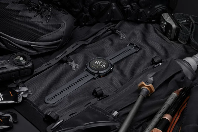 Coros Nomad GPS Watch in Black Grey-6