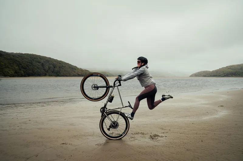 Madison Roam DWR Women's Cycling Leggings-2