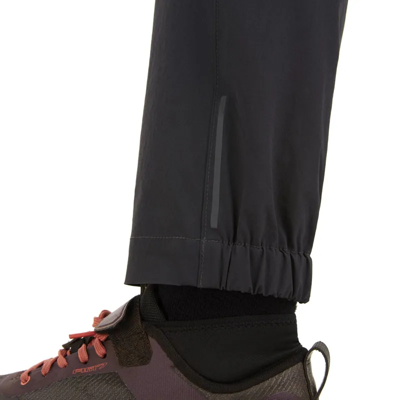 Madison Roam Stretch Women's Trousers in Black-5
