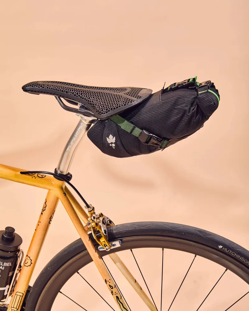 Miss Grape Cluster 2 Litre Road Seat Pack in Black-2