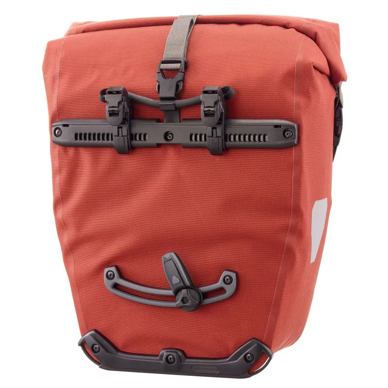 Ortlieb Back-Roller Plus QL2.2 Single Pannier Bag in Red-4
