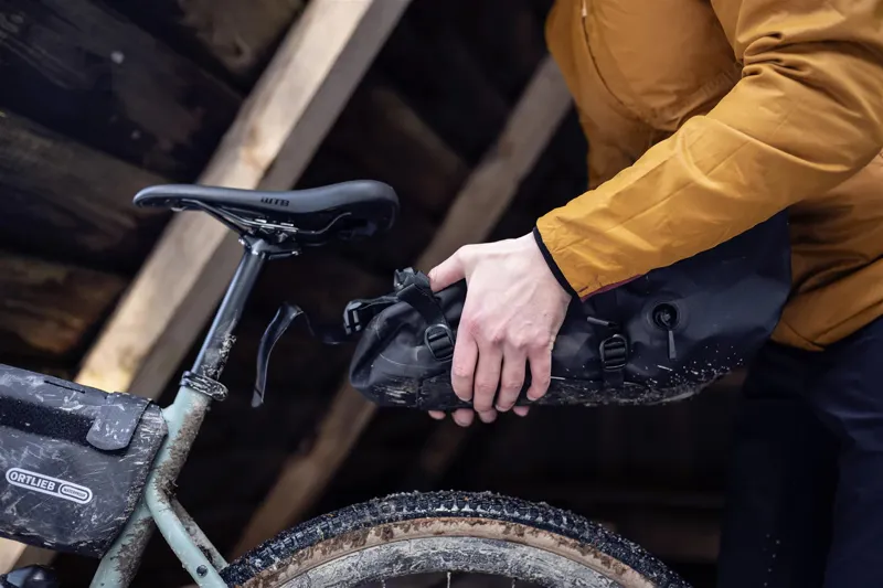 ORTLIEB Seat Pack QR 7.5L in Black-4