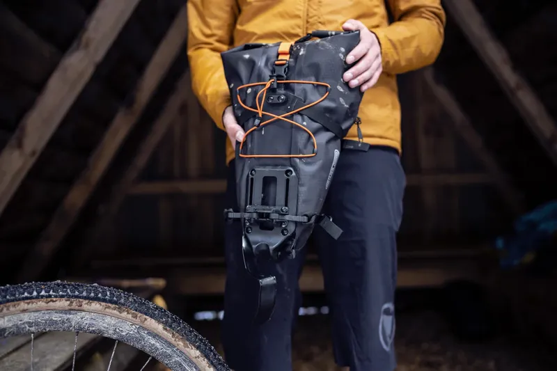 ORTLIEB Seat Pack QR 7.5L in Black-5