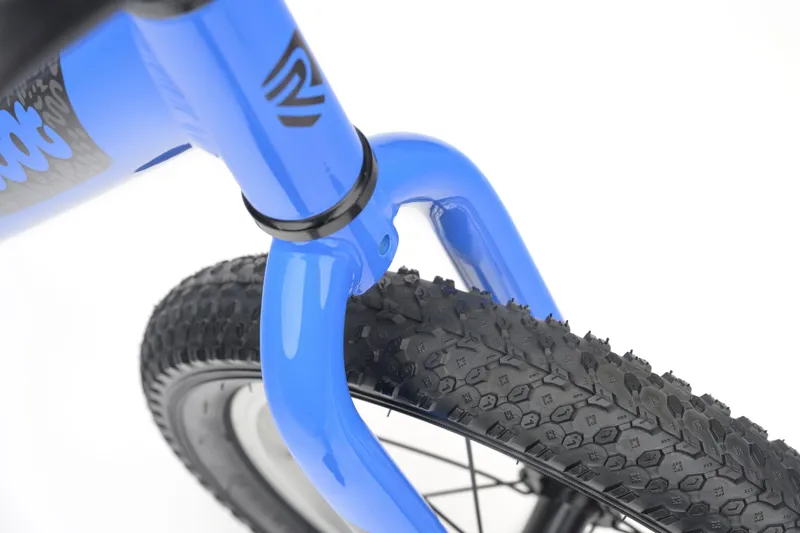 Ridgeback Scoot XL Balance Bike in Bertie Blue-6