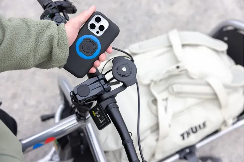 Quad Lock Waterproof Wireless Charging Head-2