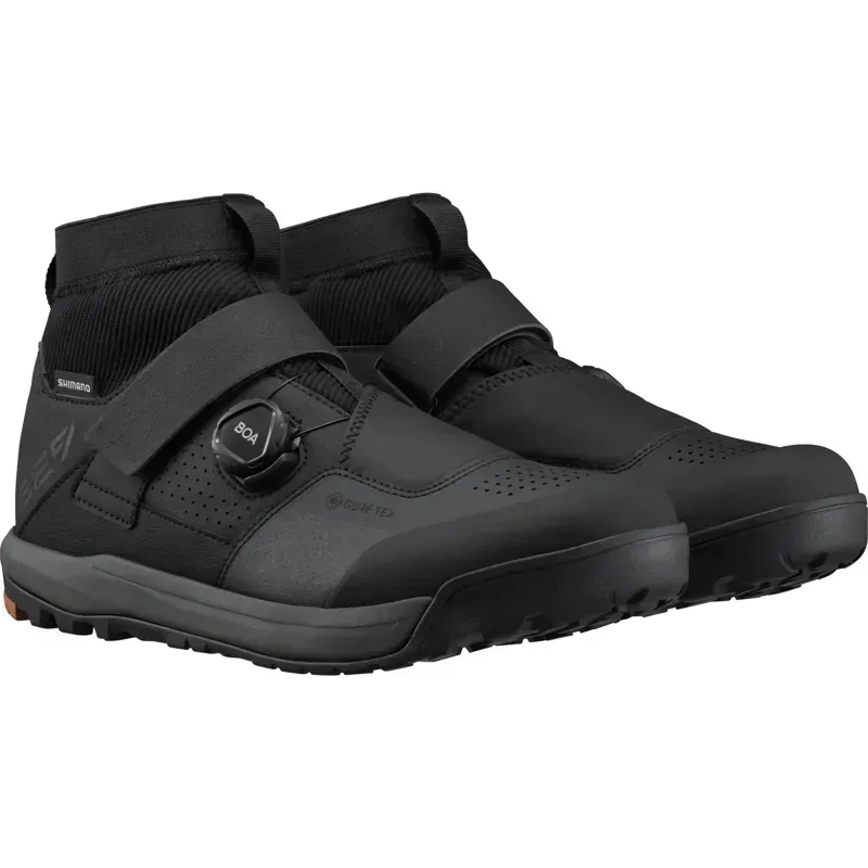 Shimano GE900 GORE-TEX SPD Shoes in Black-2