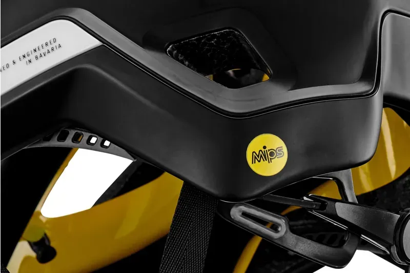 Cube Strover Helmet in White/Black-3